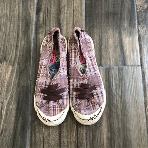 rock and candy pert sneaker